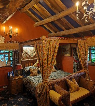 Wizards Thatch Luxury Suites
