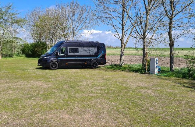 Wohnmobilstellplatz Nordseeliebe direkt am Deich - Dagebüll