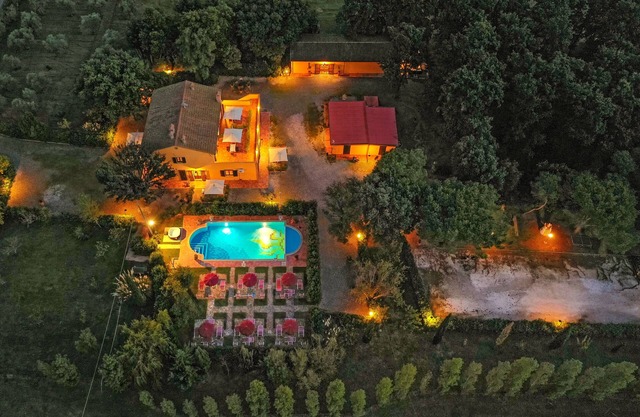 Wonderful 65 sqm apartment with pool in the country side,only 3km from the beach