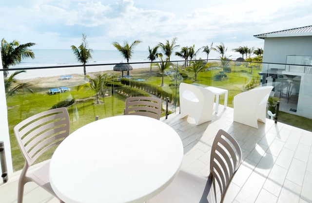 Wonderful beach view + BBQ and more