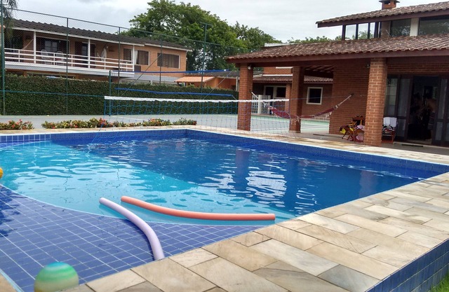 Wonderful House in Pernambuco Beach: Pool, Biribol, Quadra, 5 Suites