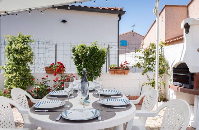 Wonderful private villa for 6 people with WIFI, TV, terrace and parking