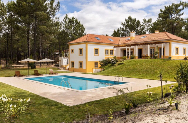 Wonderful private villa for 8 guests with private pool, TV, terrace and parking
