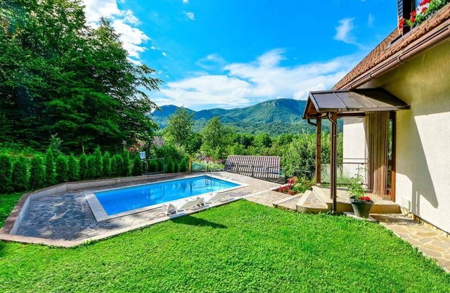 Wonderful private villa with private pool, WIFI, A/C, TV, terrace, panoramic view and parking