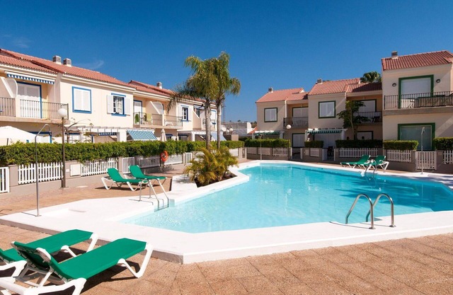 Wonderful private villa for 6 people with pool, WIFI, TV, terrace, panoramic view and parking
