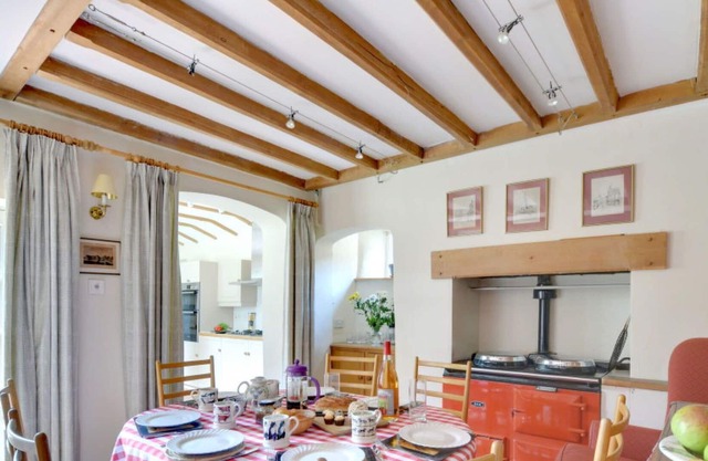 Wonderful private villa for 7 people with WIFI, TV, patio and parking