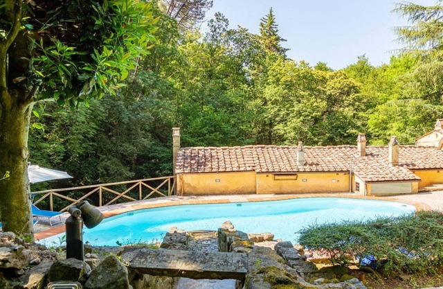 Wonderful private villa with private pool, WIFI, TV, veranda, panoramic view and parking
