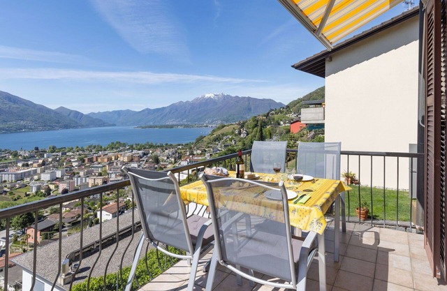 Wonderful private villa for 4 people with WIFI, TV, balcony, pets allowed and panoramic view