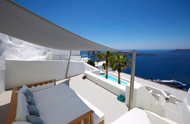 Wonderful Santorini Villa | 3 Bedrooms | Aura Villa | Private Infinity Pool &.