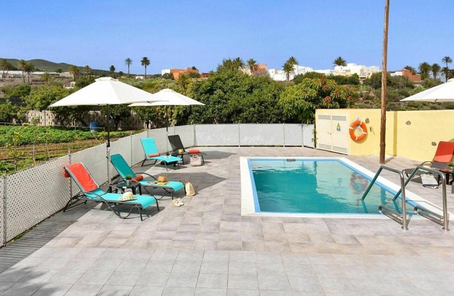 Wonderful villa for 4 people with TV and parking