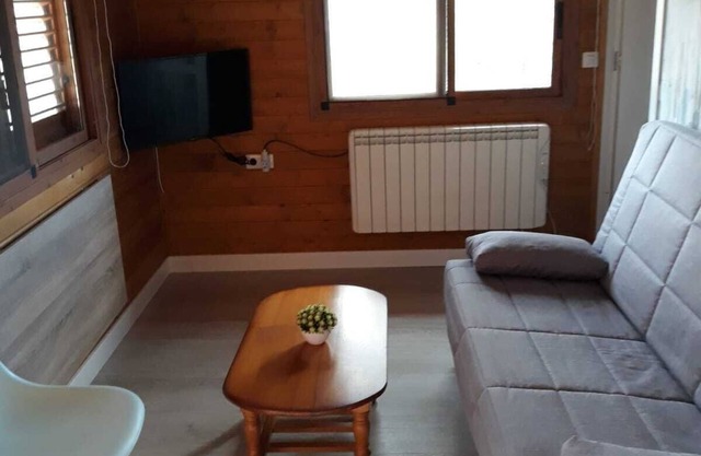 Wooden cabin for 2 people in the Sierra del Segura