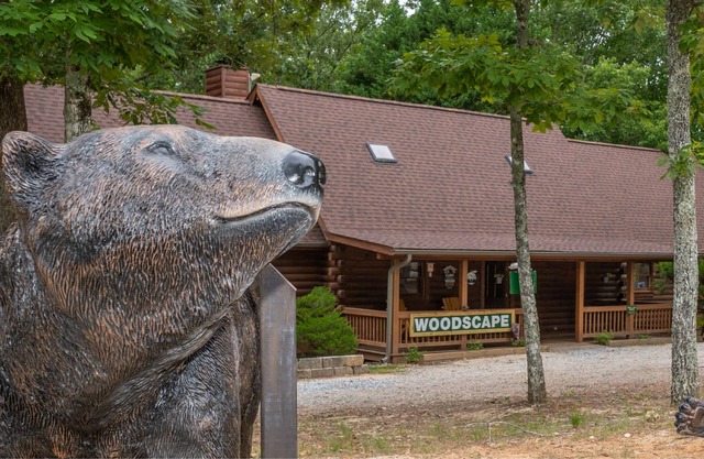 Woodscape Cabins - Entire Complex - Sleeps 16