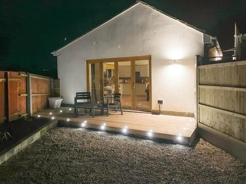 Woodside Retreat, Number 37