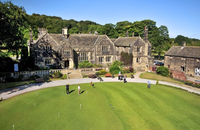Woodsome Hall Golf Club Cottage on the Course