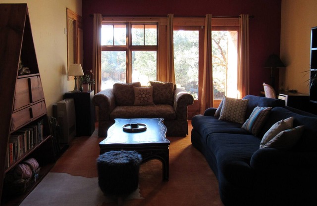 Woodstock -A lovely open, light filled apartment