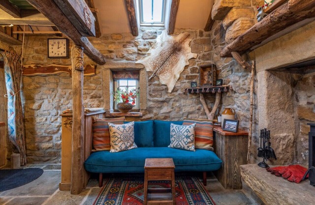 Woolcombers - One Bedroom House, Sleeps 2