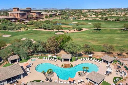 Work Remote in a Luxury Poolside Sanctuary N302