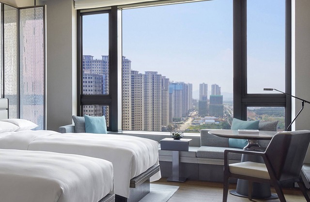 Wuhan Marriott Hotel Optics Valley