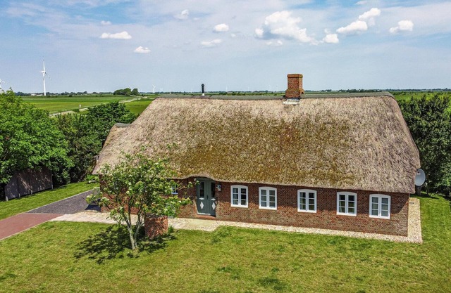 wunderschöne Reetdachkate