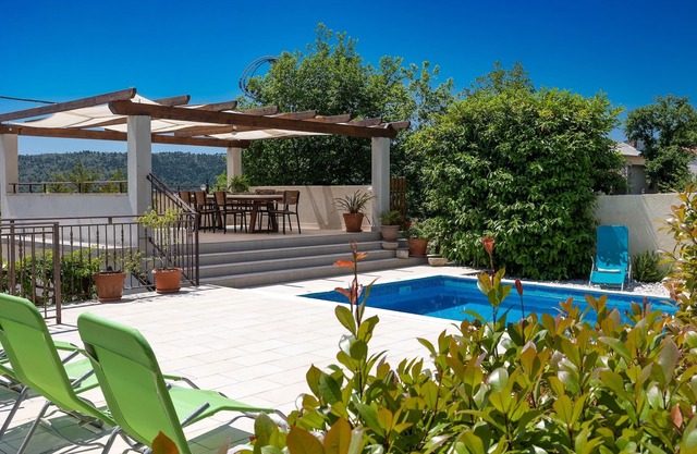 Wunderschöne Villa in Natur mit Meerblick, Pool, Kvarner Bucht