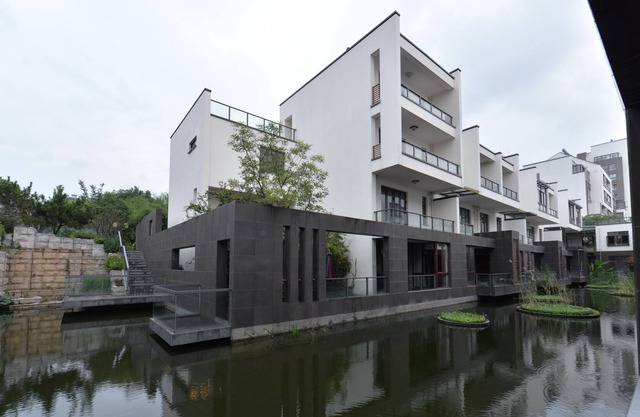 Wuzhen Wangfu Resort Villa