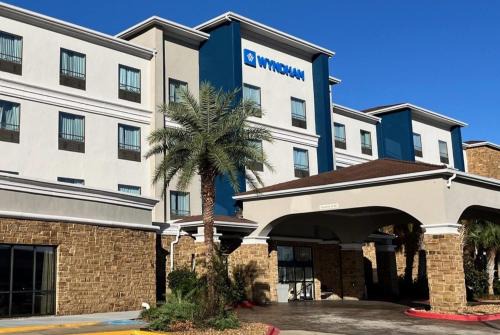 Wyndham Lake Charles
