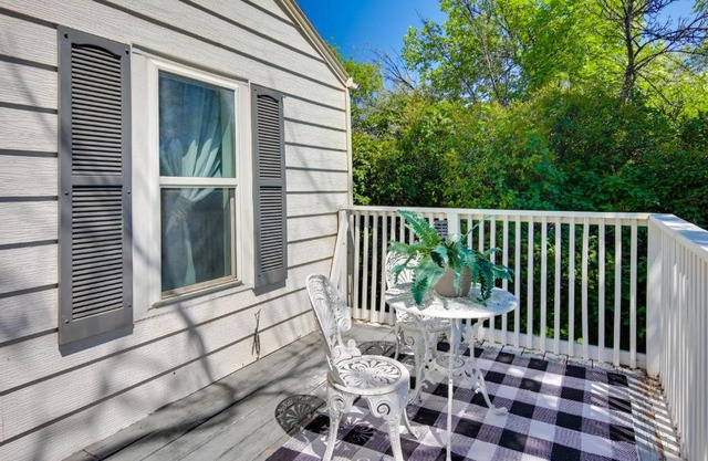 Wyoming Retreat with Furnished Porch, Near Fishing!