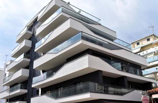 XanthiBNB2: Brand-New Apartment with Direct Access to the City Center