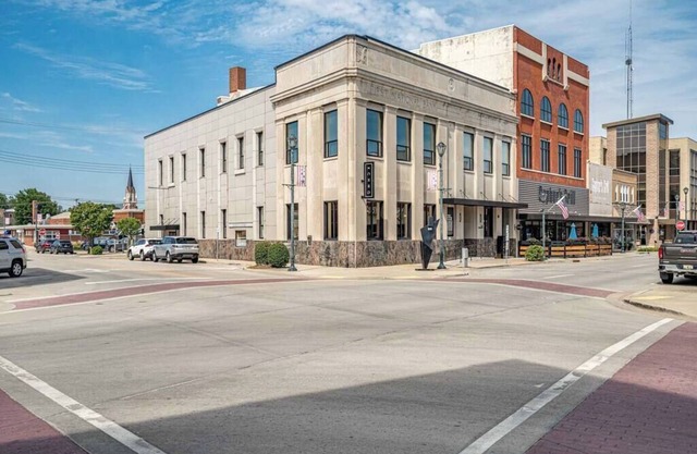 XCHNG 4 Apartments Downtown. Side by Side.