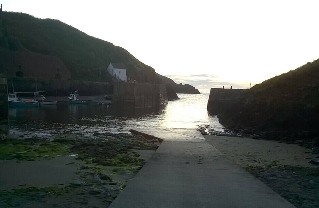 Y Beudy (The Cow Byre) Sleeps 8 (4 Bedrooms)