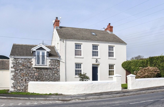 Y Parlwr is a perfect, pet-friendly pad.