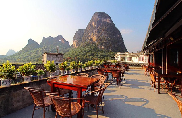 Yangshuo Village Inn Boutique Hotel