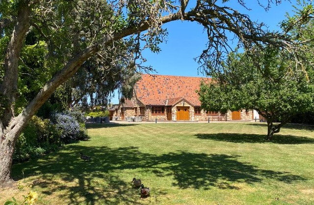 Ye Olde Plough House