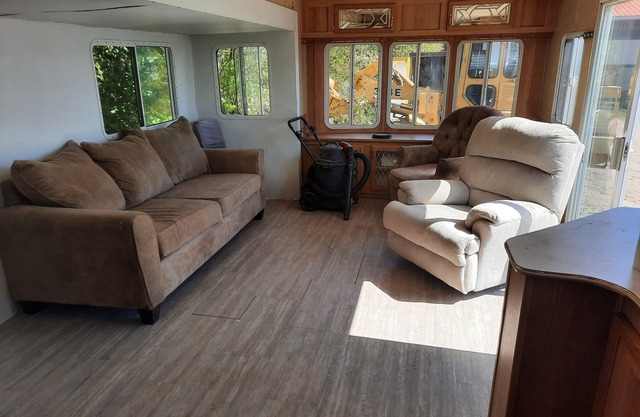Year round trailer on trout lake