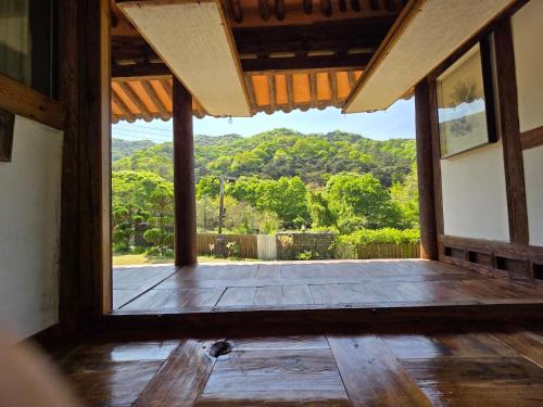 Yeoul Hanok Stay