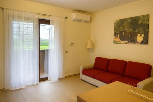 Yes I Know My Room - Claudia e Lory