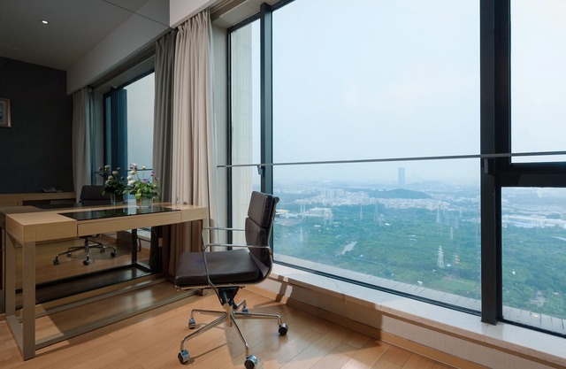 Yicheng Apartment PaZhou Poly World Center