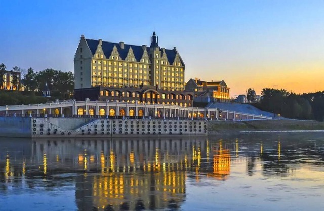 Yinjian Jianguo Hotel Heihe