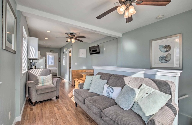 York Beachfront Condo - Steps to Long Sands!