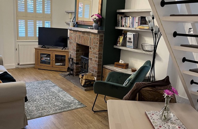 Yorkshire Wolds Character Cottage