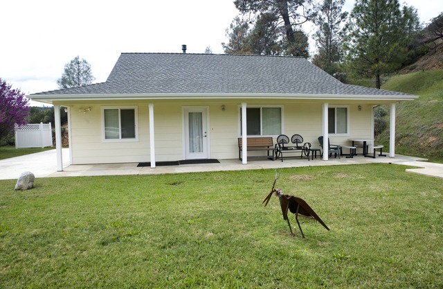 Yosemite Country Cottage~Private~Quiet~Star Gazing~Non-smokers/vapers~No animals