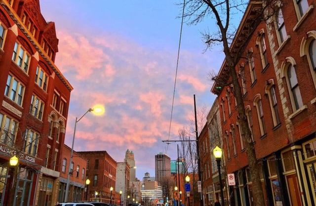 ✪ You are In It! Downtown Kansas City! ✪