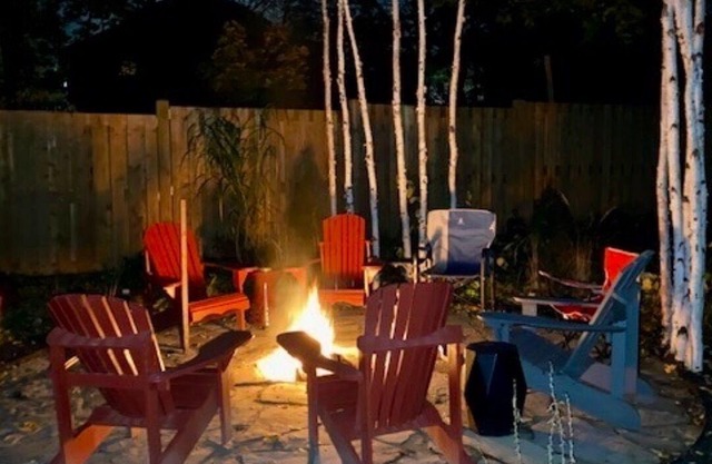 Your Downtown Oasis 14-foot ceilings, luxury living. Relaxing outdoor spaces