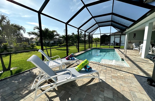 * Your dreamy Florida retreat where sunshine, serenity, and style come together! *