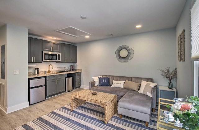 Your Home Base Downtown- New & Fully Renovated!