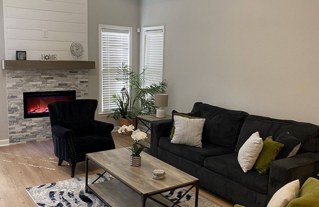 "Your Oasis Away from Home near Braves Stadium"