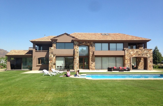 Your sanctuary half hour from central Santiago