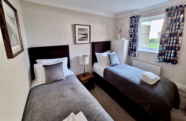 Your Space Apartments - Market Rise