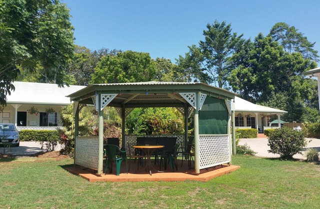 Yungaburra Park Motel