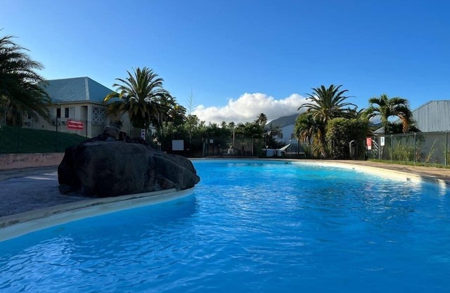 ZABANA LODGE - Pleasant apartment with outdoor terrace and sublime view of the Caribbean Sea